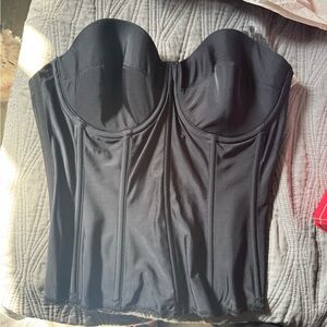 Sleek Black Strapless Bustier
